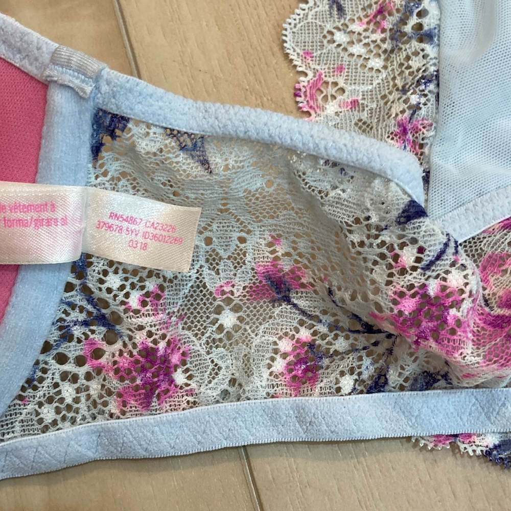 VS “Date push up” bra - Picture 10 of 16